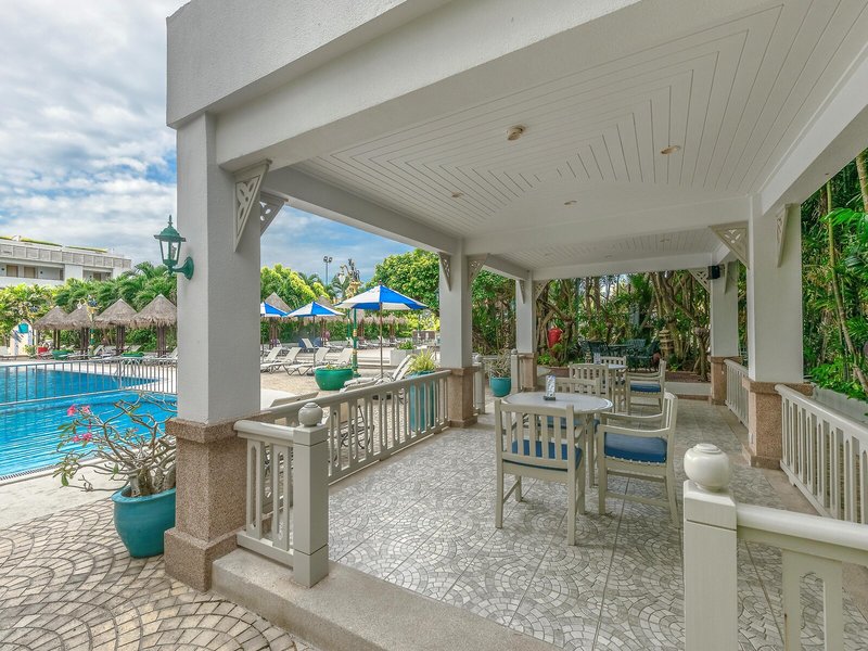 Andaman Beach Suites 14