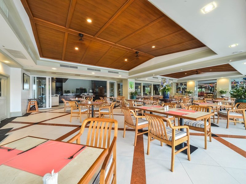 Andaman Beach Suites 31