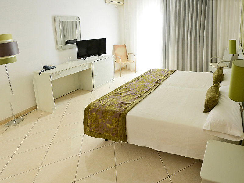 Ouril Hotel Pontao 6