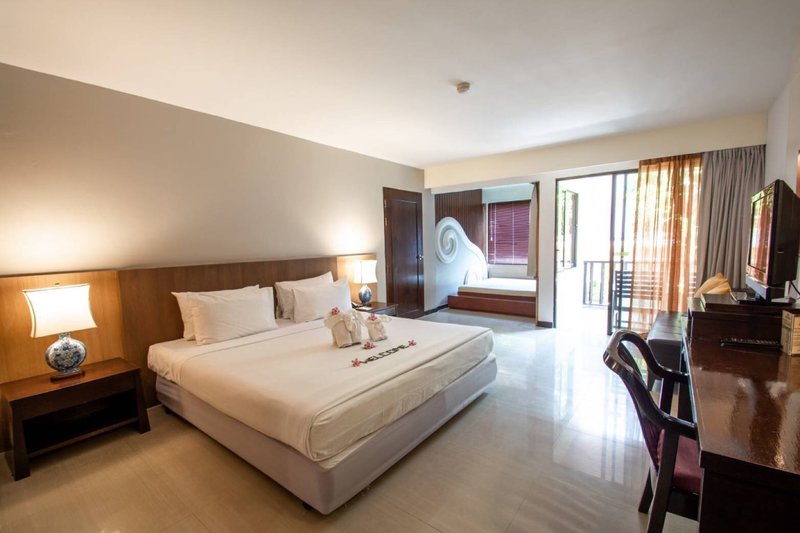 Andaman Cannacia Resort & Spa 10