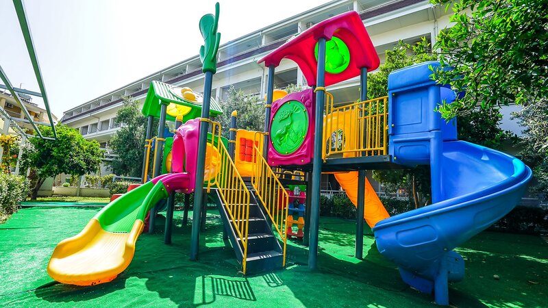 Catty Cats Garden Hotel 20