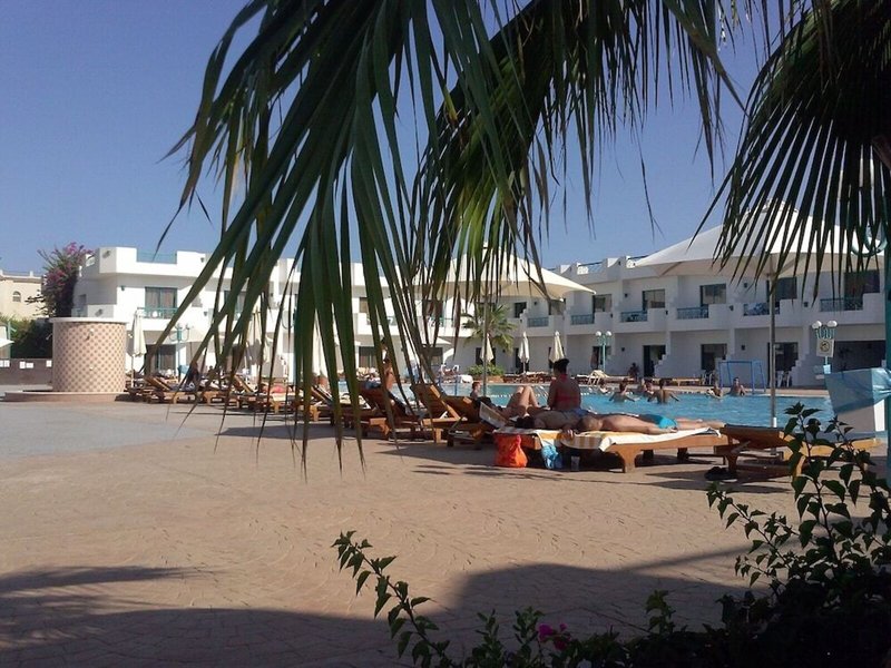 Sharm Cliff Resort 9