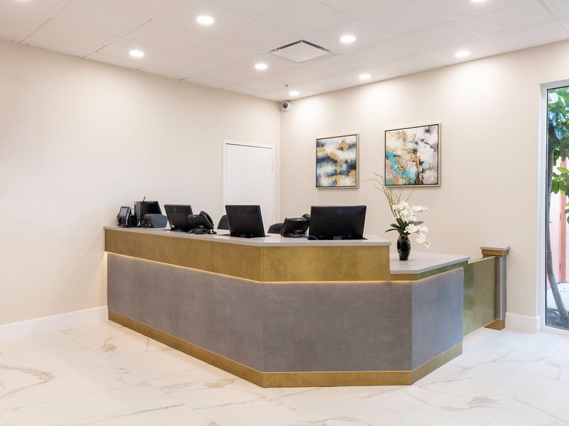 Westgate Palace Resort 16