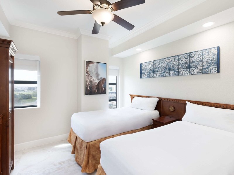 Westgate Palace Resort 39