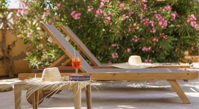 Andreas Apartments 16