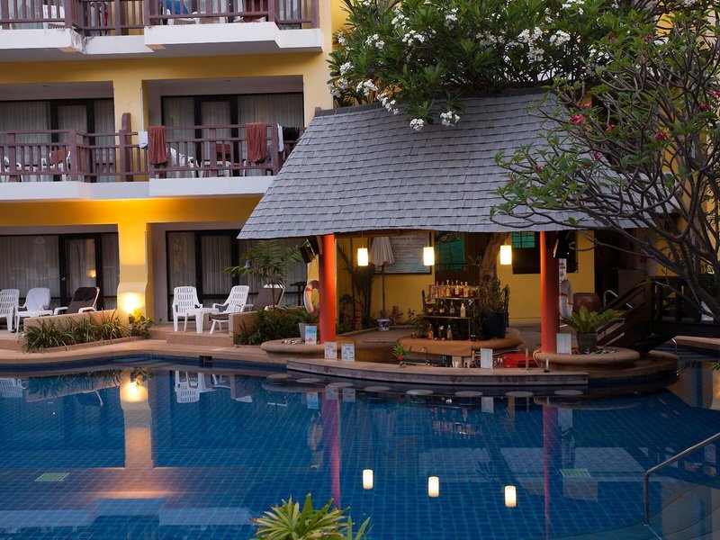 Woraburi Phuket Resort & Spa 10