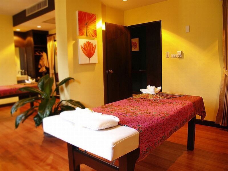 Woraburi Phuket Resort & Spa 36