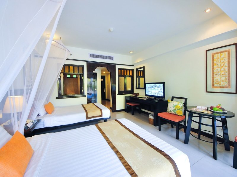 Woraburi Phuket Resort & Spa 37