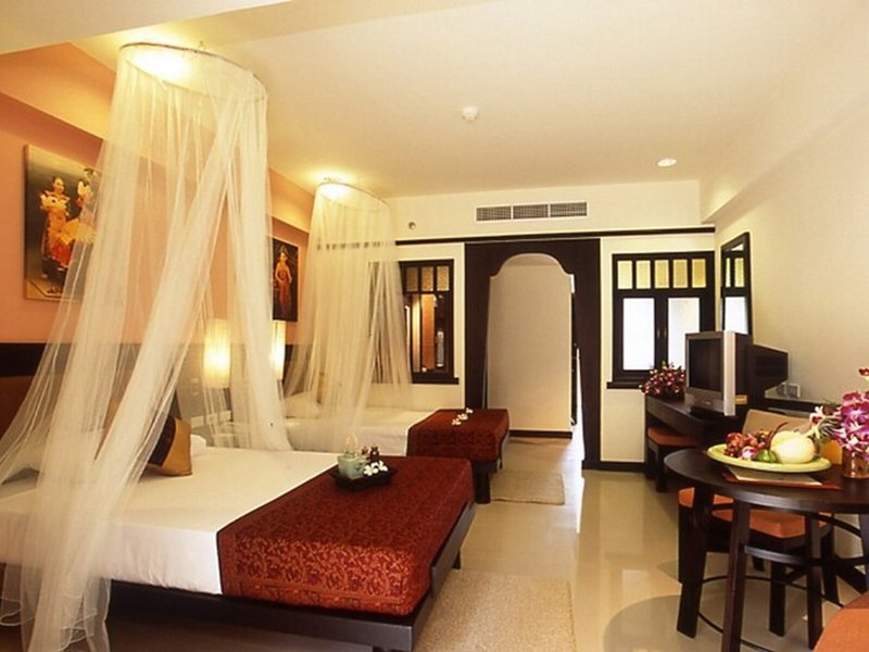 Woraburi Phuket Resort & Spa 38