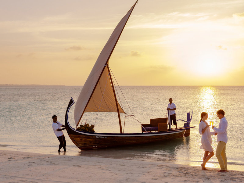 Innahura Maldives Resort 5
