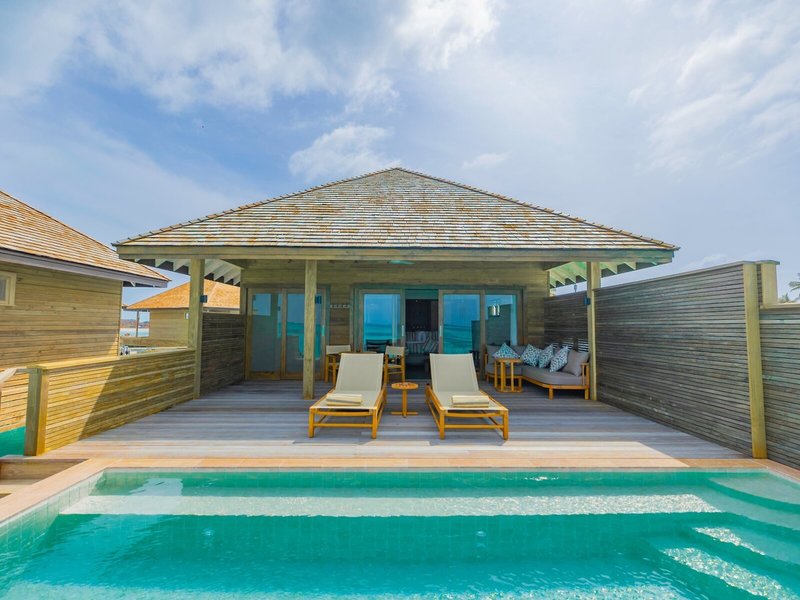Innahura Maldives Resort 37