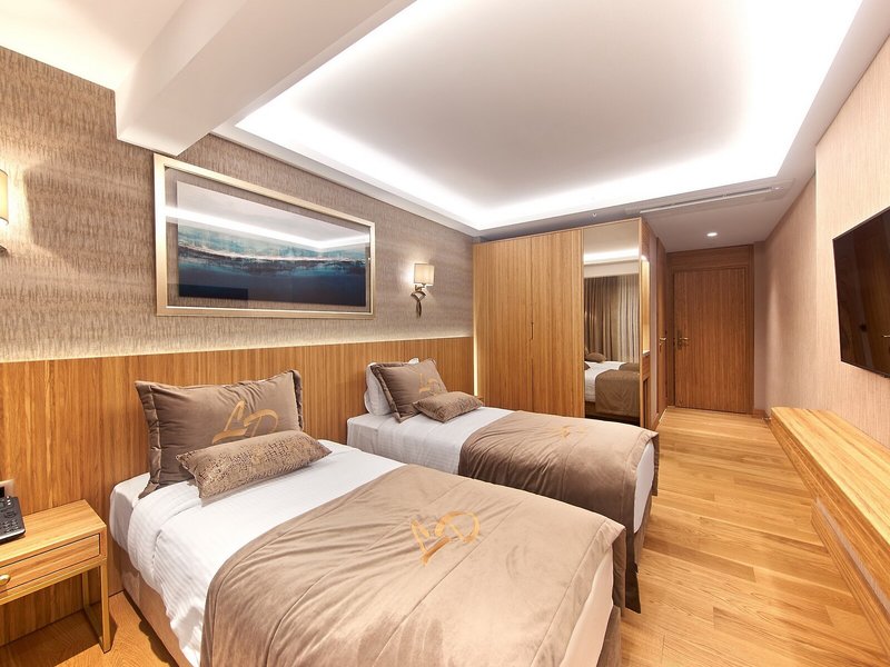 Lady Diana 24