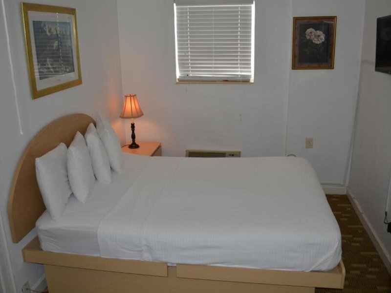 Island House 10