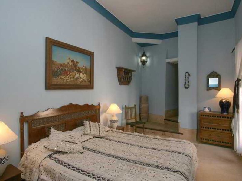 Riad Karmela 32