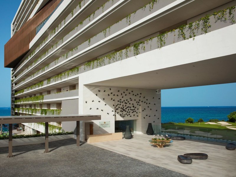 Dreams Vista Cancun Golf & Spa Resort 2