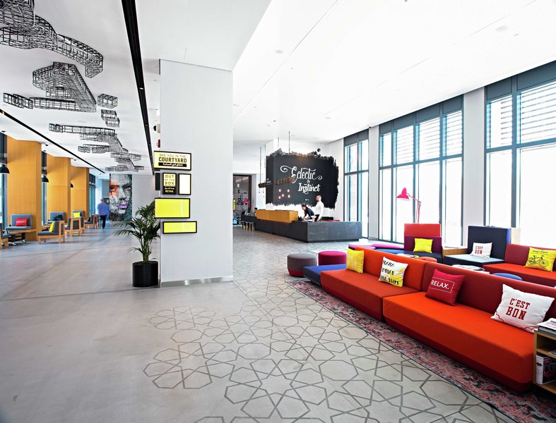 Hampton by Hilton Dubai Al Seef 5