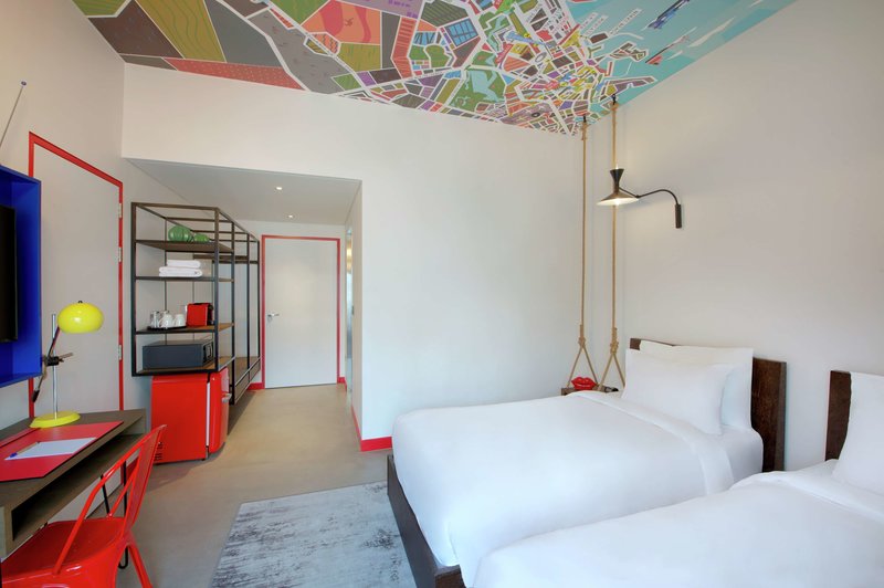 Hampton by Hilton Dubai Al Seef 13