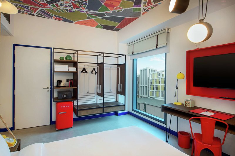 Hampton by Hilton Dubai Al Seef 18