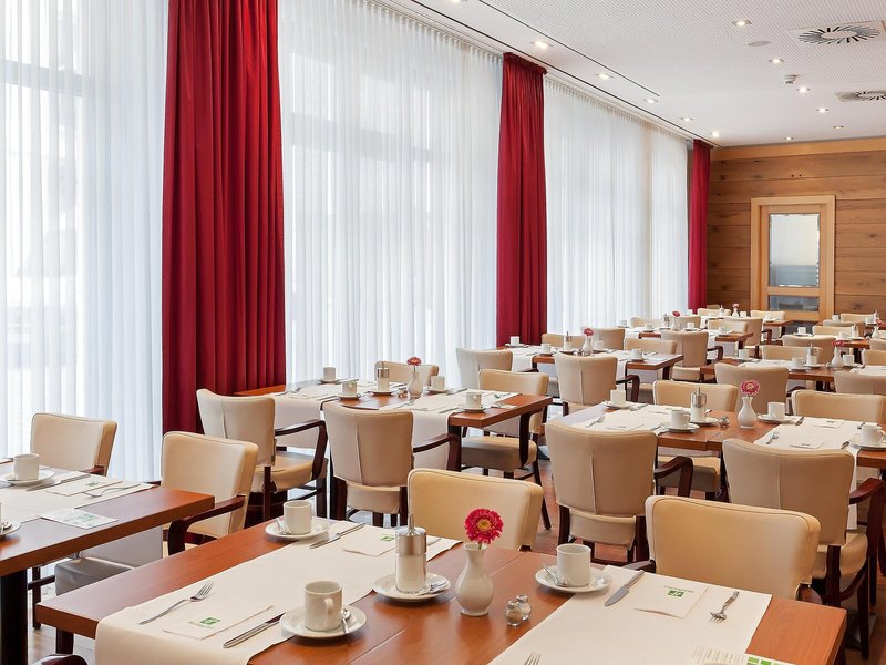 Holiday Inn Nürnberg City Center 13