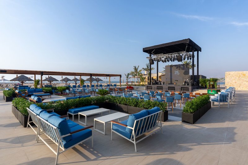 Hilton Ras Al Khaimah Resort & Spa 10 - Terrace