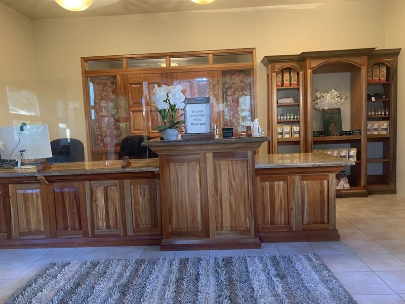 Ocean Cliff Hotel 24