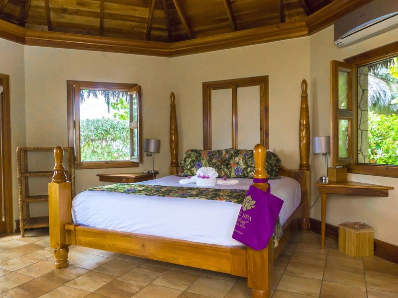 Ocean Cliff Hotel 36