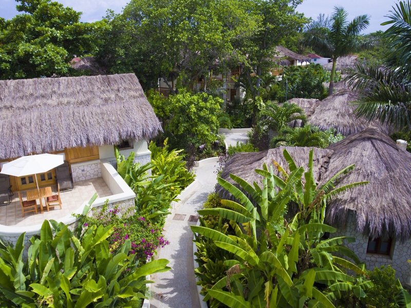 Ocean Cliff Hotel 38