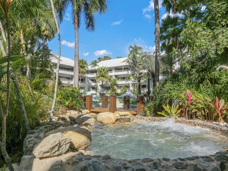 Alamanda Palm Cove by Lancemore 2