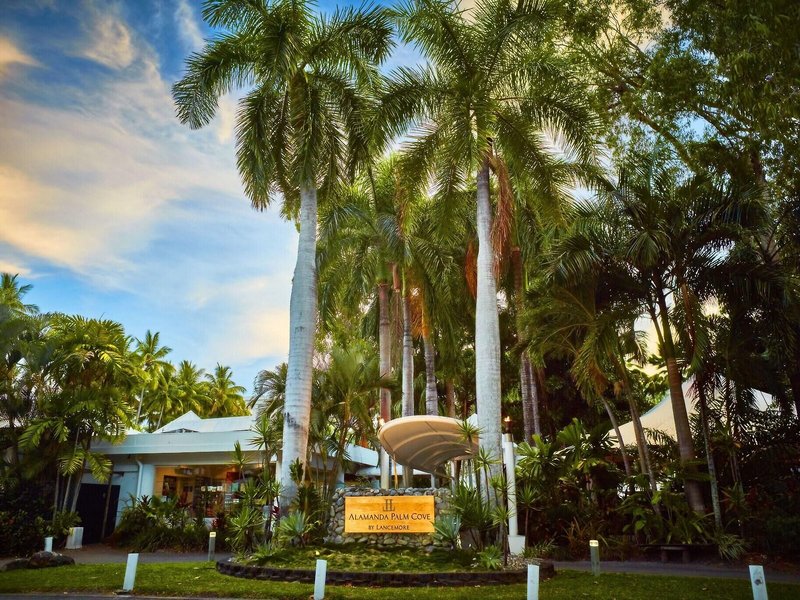Alamanda Palm Cove by Lancemore 3