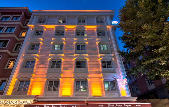 Santa Sophia Hotel 1