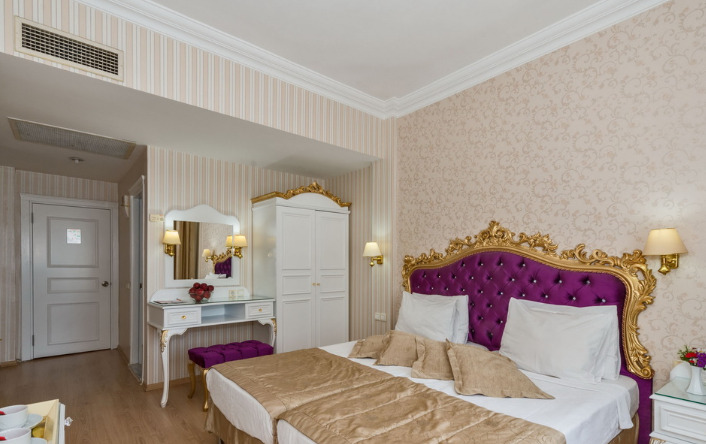 Santa Sophia Hotel 4