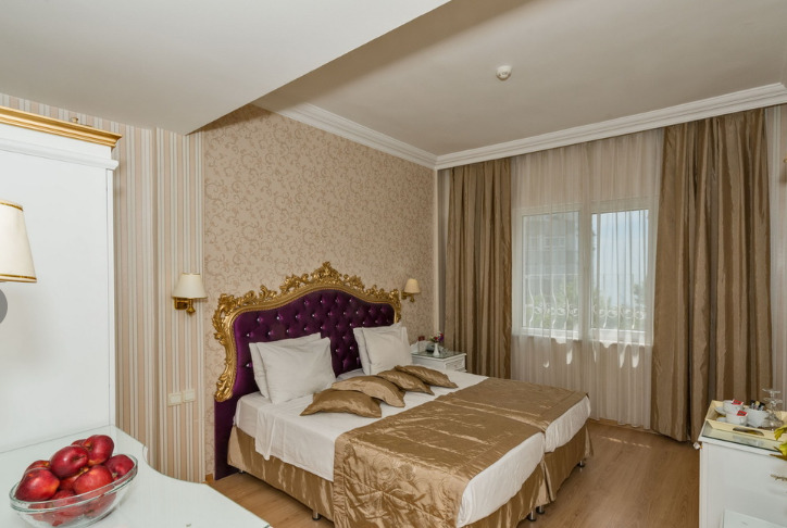 Santa Sophia Hotel 5