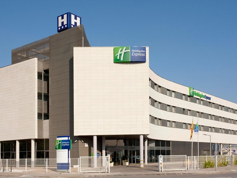 Holiday Inn Express Molins de Rei 2