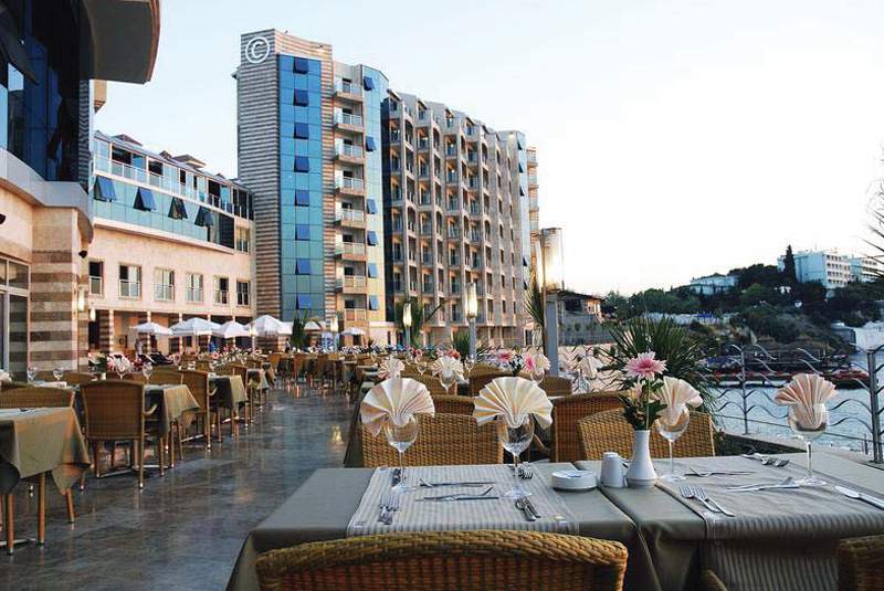 Charisma De Luxe Hotel 17