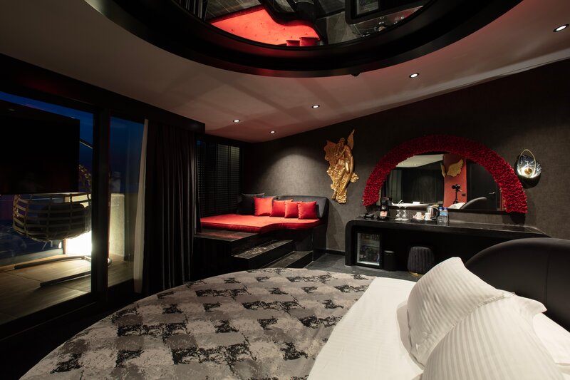 Charisma De Luxe Hotel 88