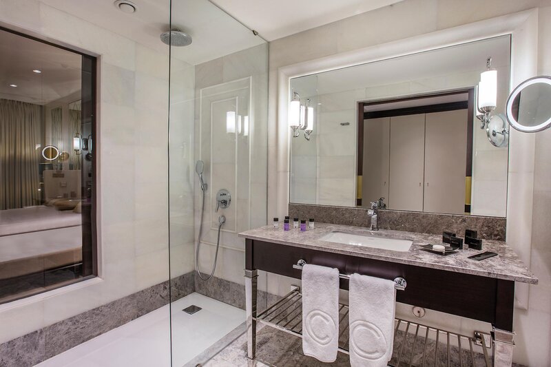 Charisma De Luxe Hotel 95