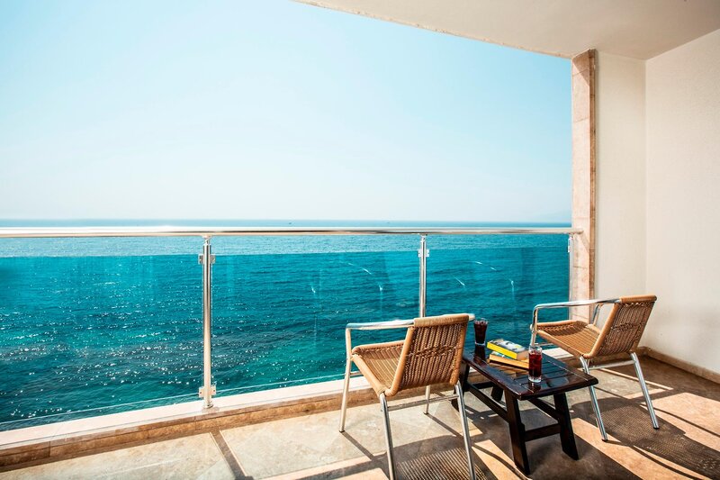 Charisma De Luxe Hotel 32