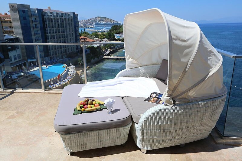 Charisma De Luxe Hotel 40