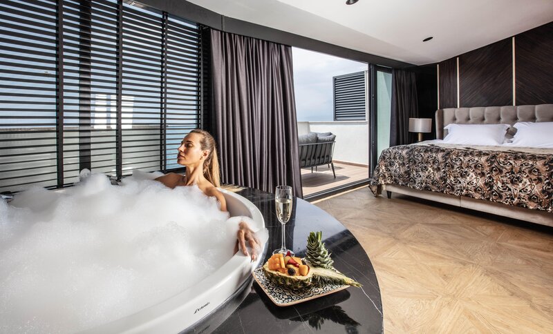 Charisma De Luxe Hotel 46