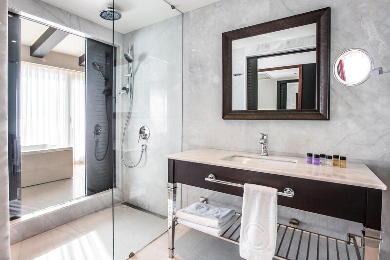 Charisma De Luxe Hotel 55