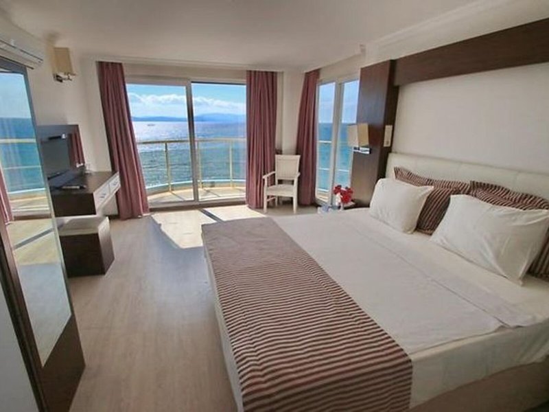 Arora Hotel 44