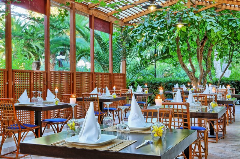 Apollonia Resort & Spa 2