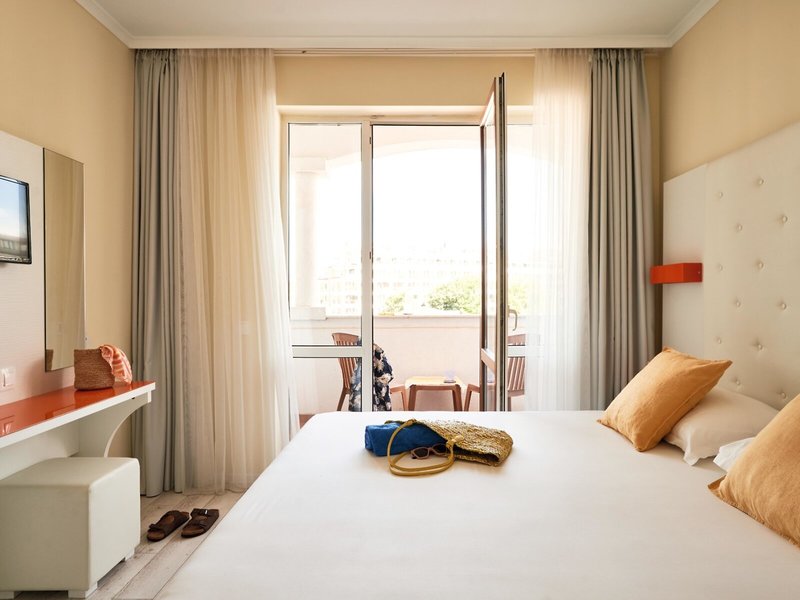 TUI SUNEO Serenity Bay 31