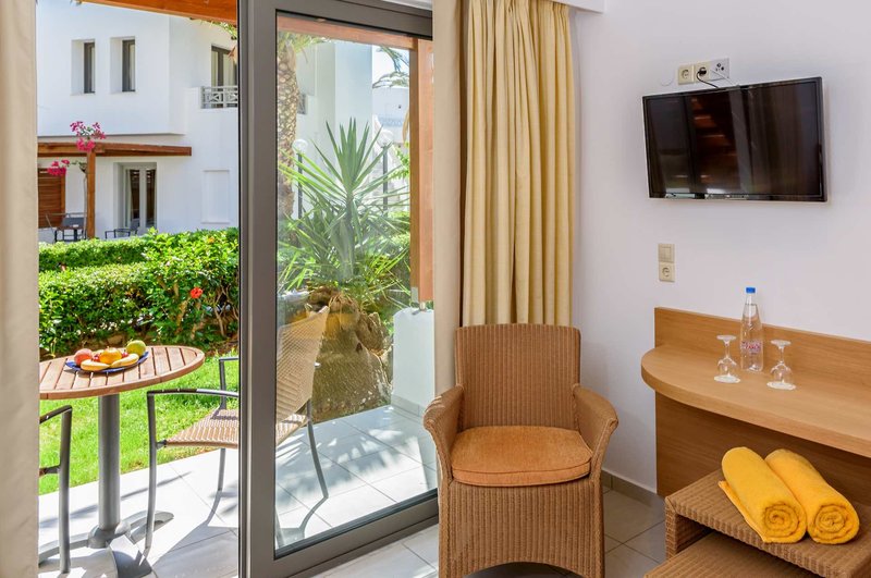 Annabelle Beach Resort 29