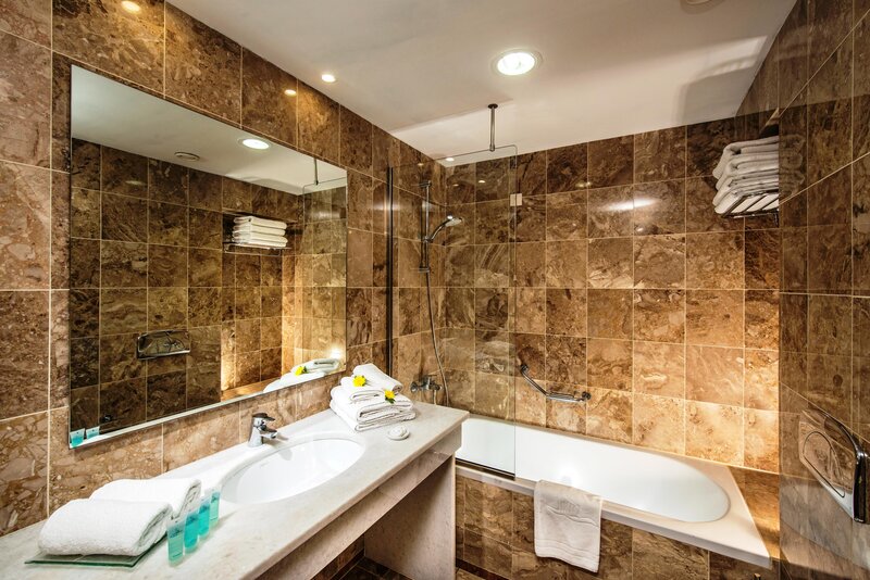Annabelle Beach Resort 51