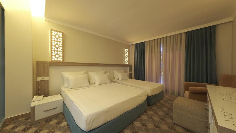 Dedeman Kemer Resort 44