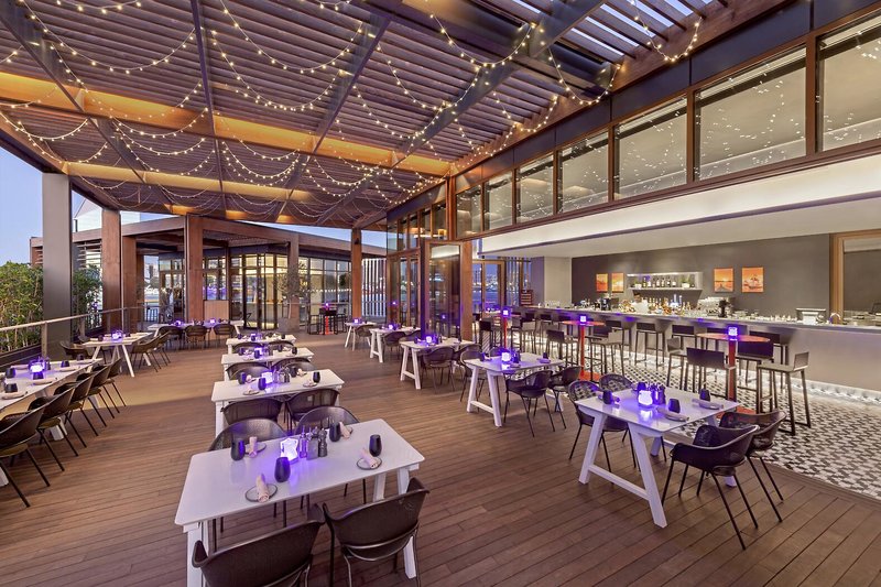 Canopy by Hilton Dubai Al Seef 11