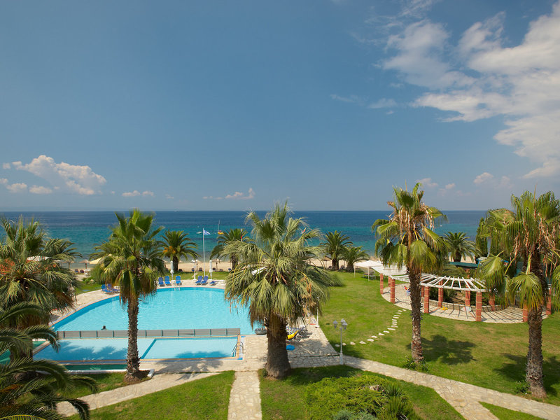 Acrotel Lily Ann Beach 5