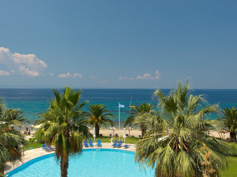 Acrotel Lily Ann Beach 6