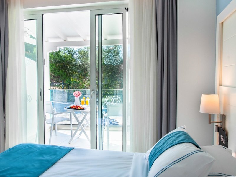 Acrotel Lily Ann Beach 21